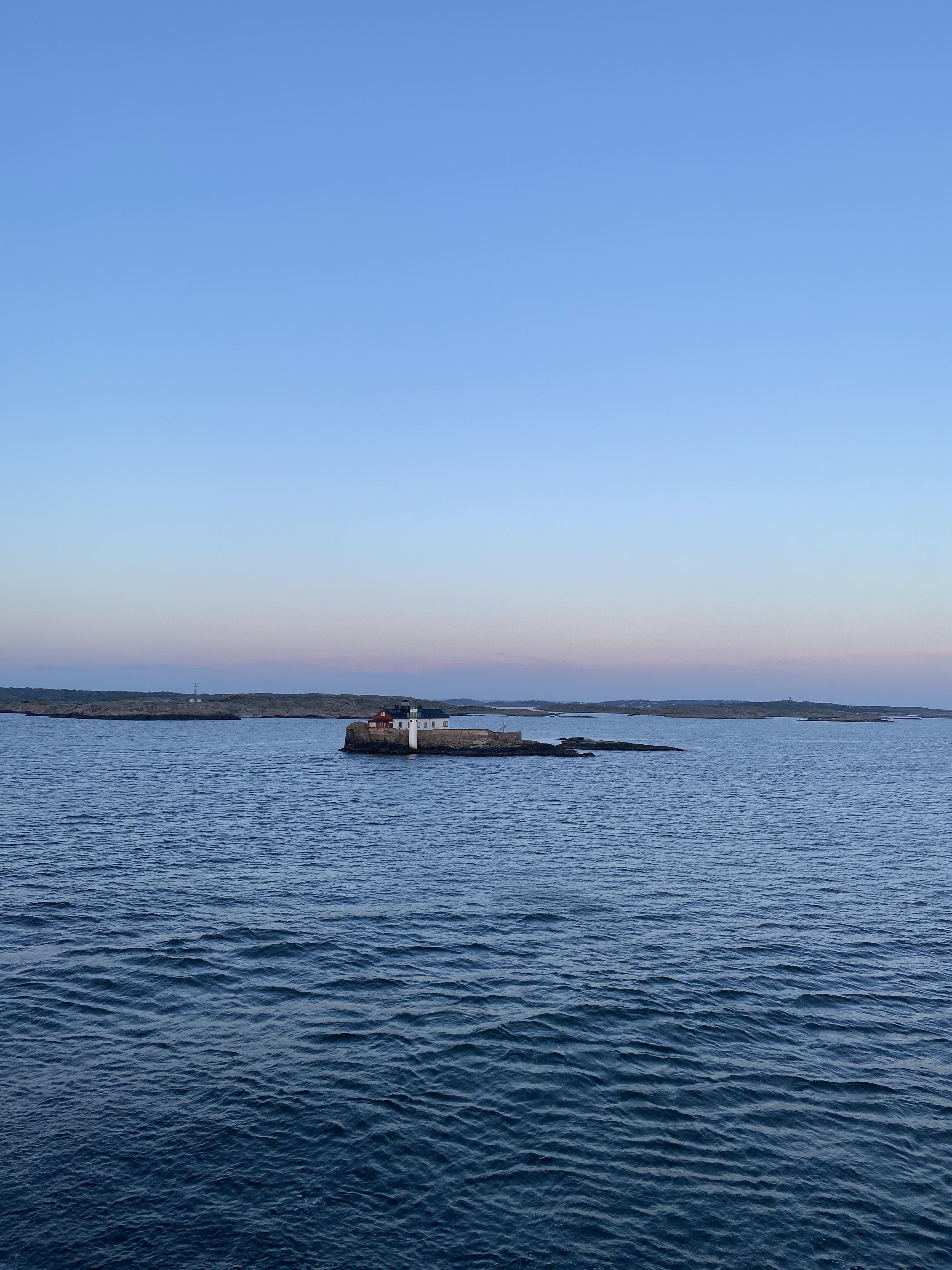 Øboer - Ud for Gøteborg - Torm Strong.jpeg